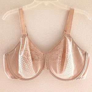 🍉🍉🍉Wacoal Visual Effect Minimer Bra, size 40DD